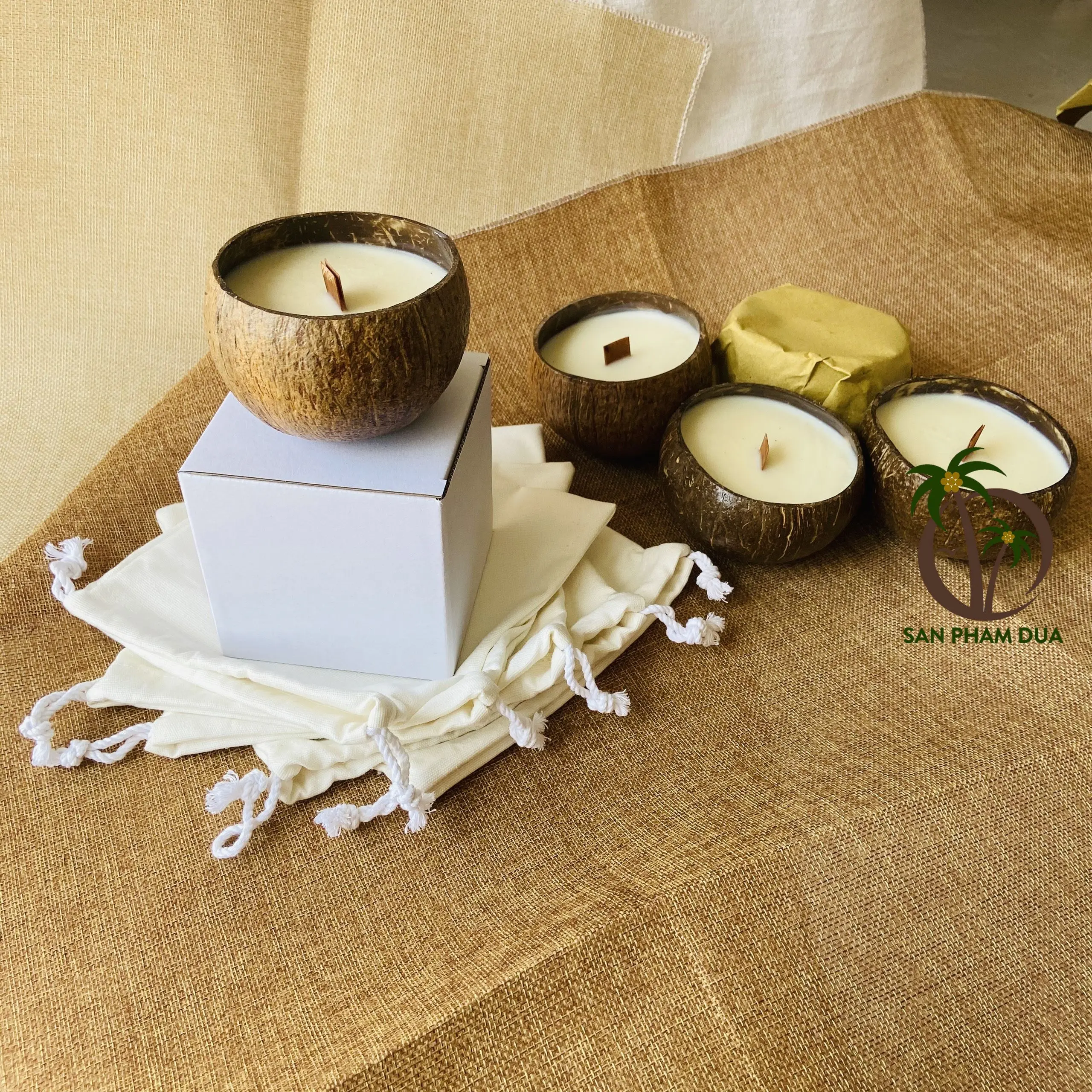 LUXURY COCONUT SOY WAX ECO FRIENDLY COCONUT CANDLE FOR GIFT WEDDING DECOR SCENT CANDLE BOWL