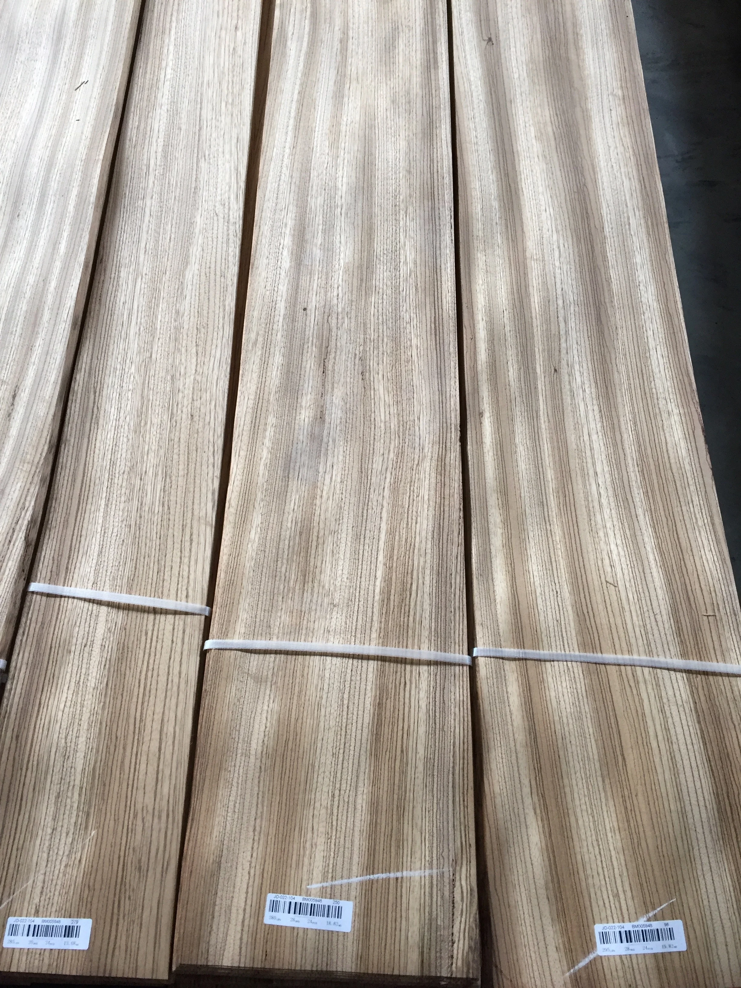 Fancy Zebra Wood Veneer for Wood Panel Board
