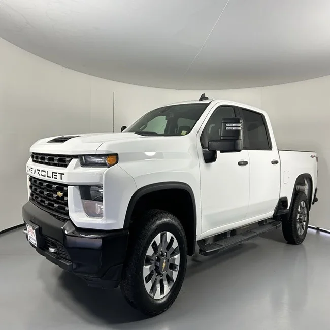 GOOD DEAL... Extremely Super Clean Used 2022 C-h-e-v-r-ol-et Si-lve-ra-do 2500HD Custom Crew Cab 4WD