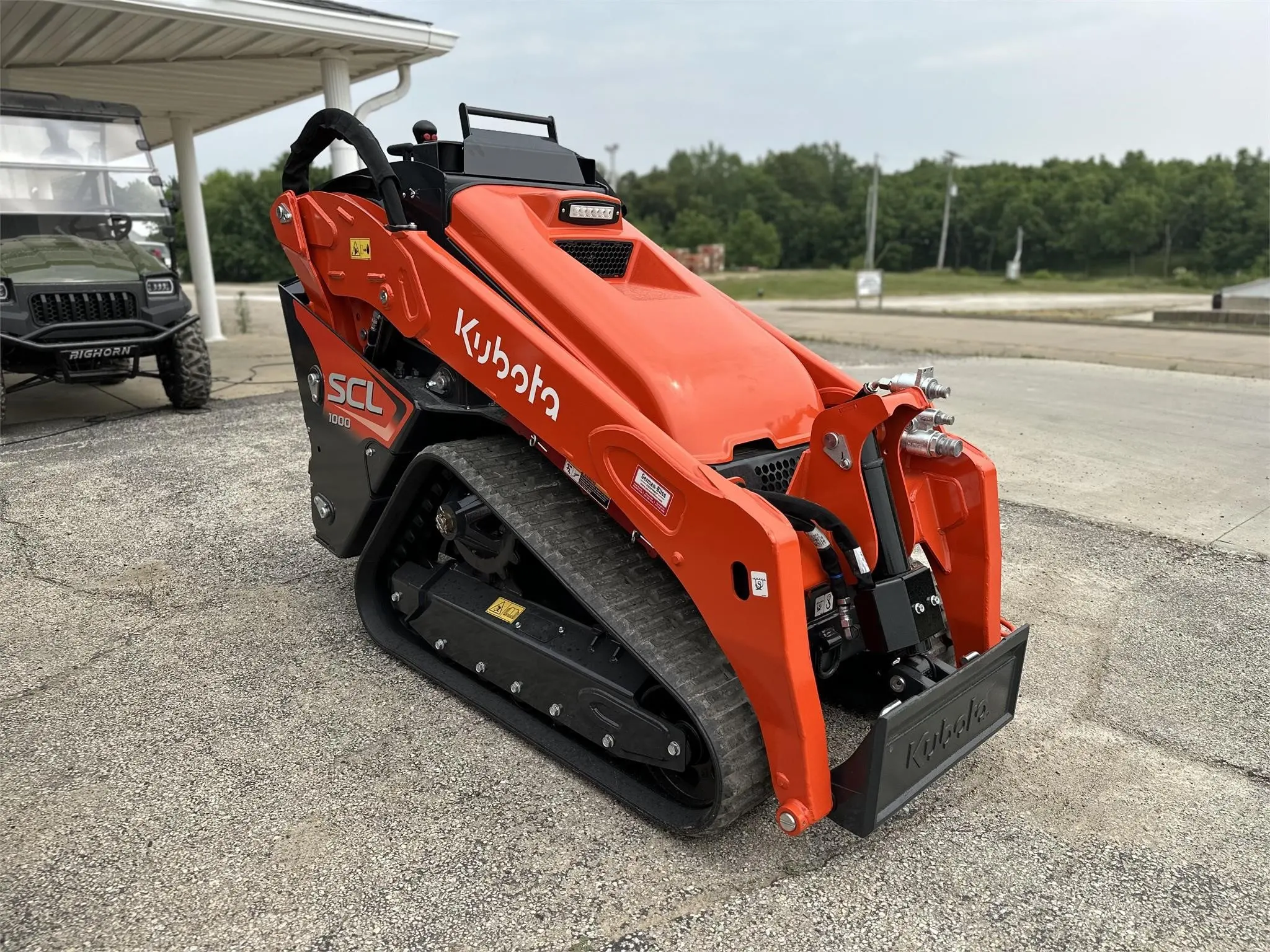 Multifunctional Used Kubota SCL1000 Skid Steer Loader Kubota Diesel 25 HP Mini Digger 4 in 1 Bucket