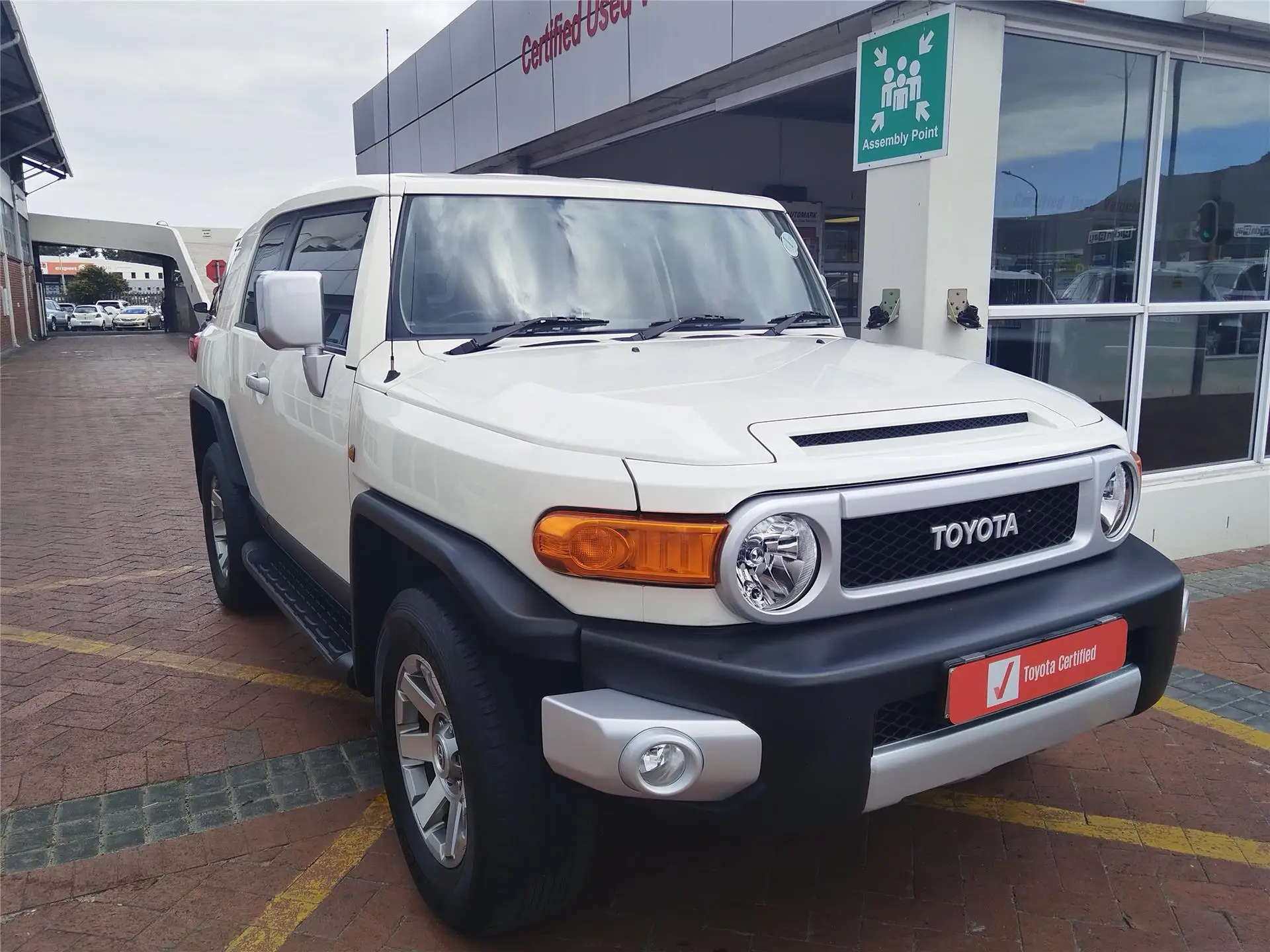 Передний двигатель задний привод (GSJ10) б/у Toyota FJ Cruiser для продажи