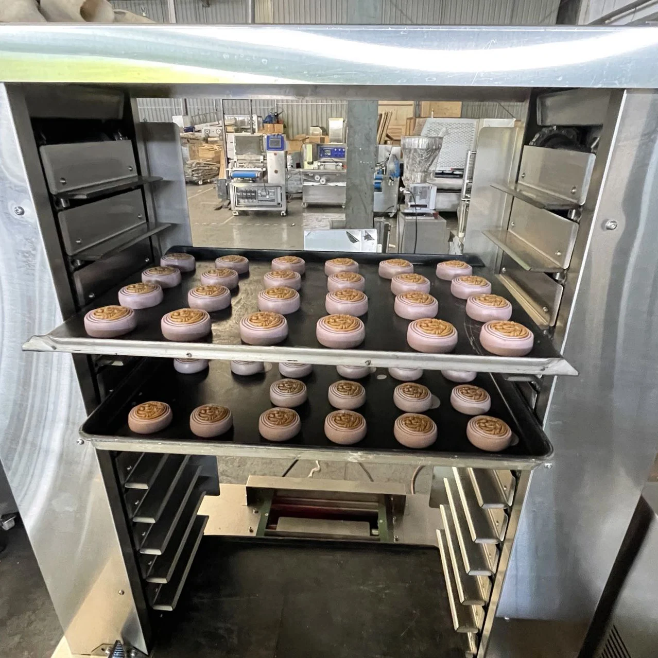 Automatic labor saving high capacity encrusting machine maamoul making machine