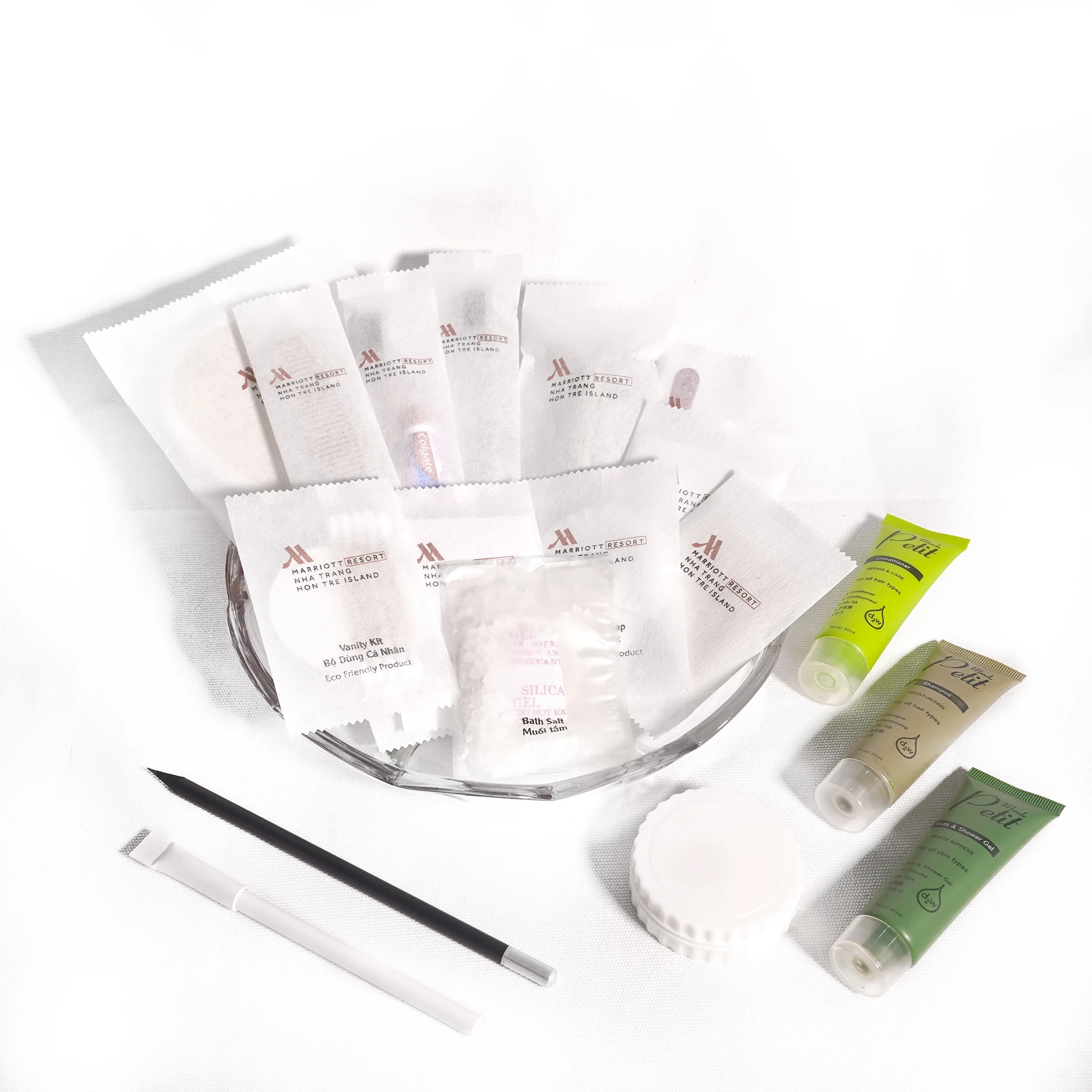 ODM OEM Custom Hotel Amenities Set Luxury Air BNB Supplies Toiletries Amenity Kit For Hotel Guest Amenity Package From Vietnam