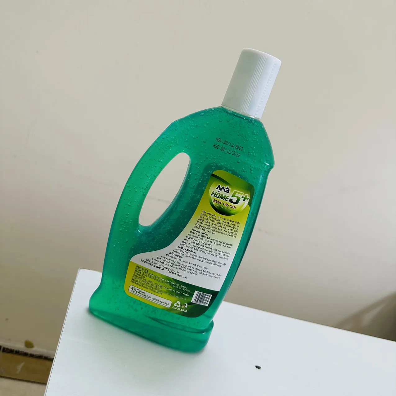 floor cleaner liquid detergent disposable detergent Organic floor cleaner floor cleaner with lemon and lemongrass scent