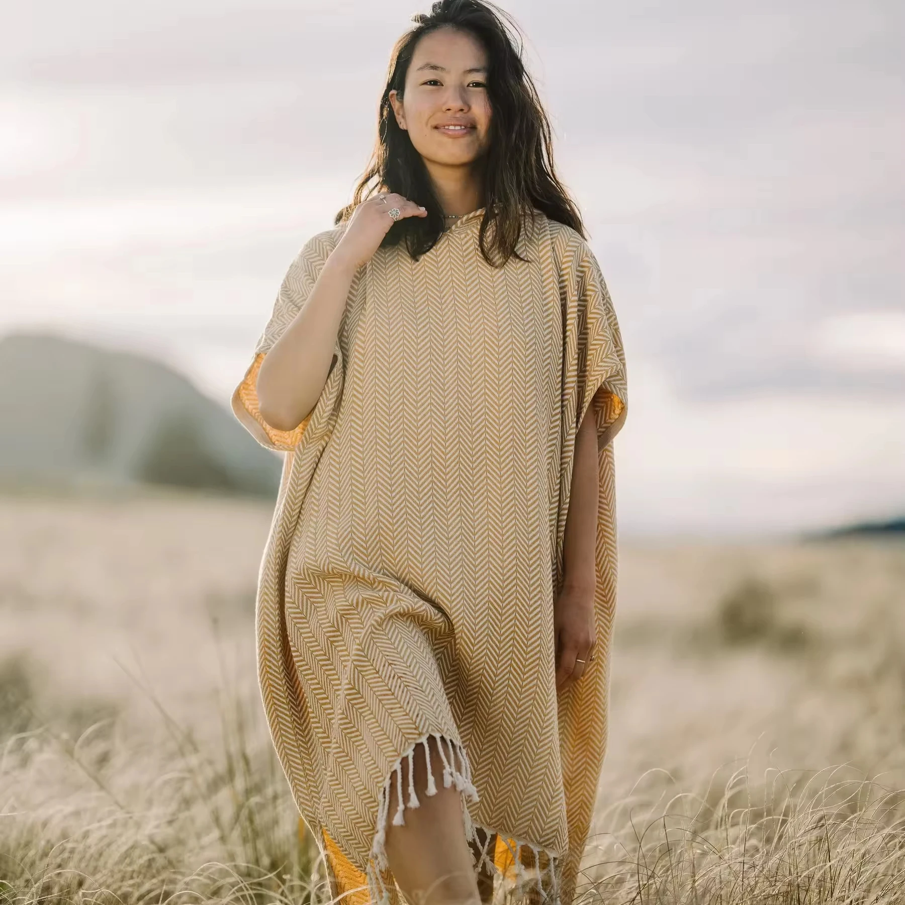 Light Mustard Soft-Touch Hooded Cotton Surf Poncho Quick-Dry Oversize Woven Turkish Beach Towel for Beach Changing Robes