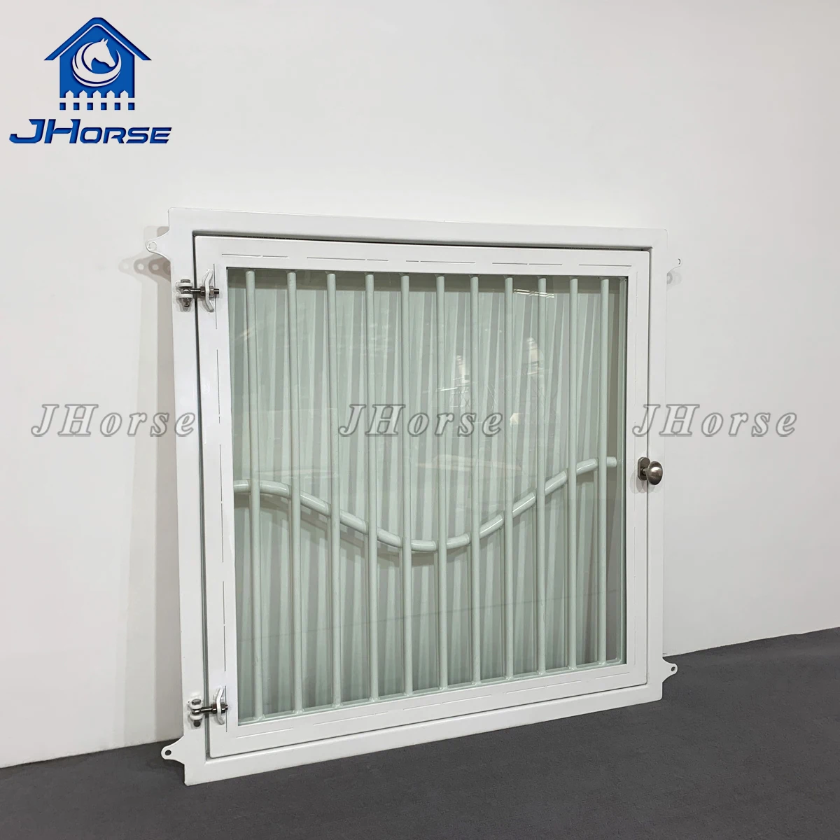 Husbandry Equipment Heavy Duty Durable Steel Prefab Glass Horse Stall Horse Barn Window