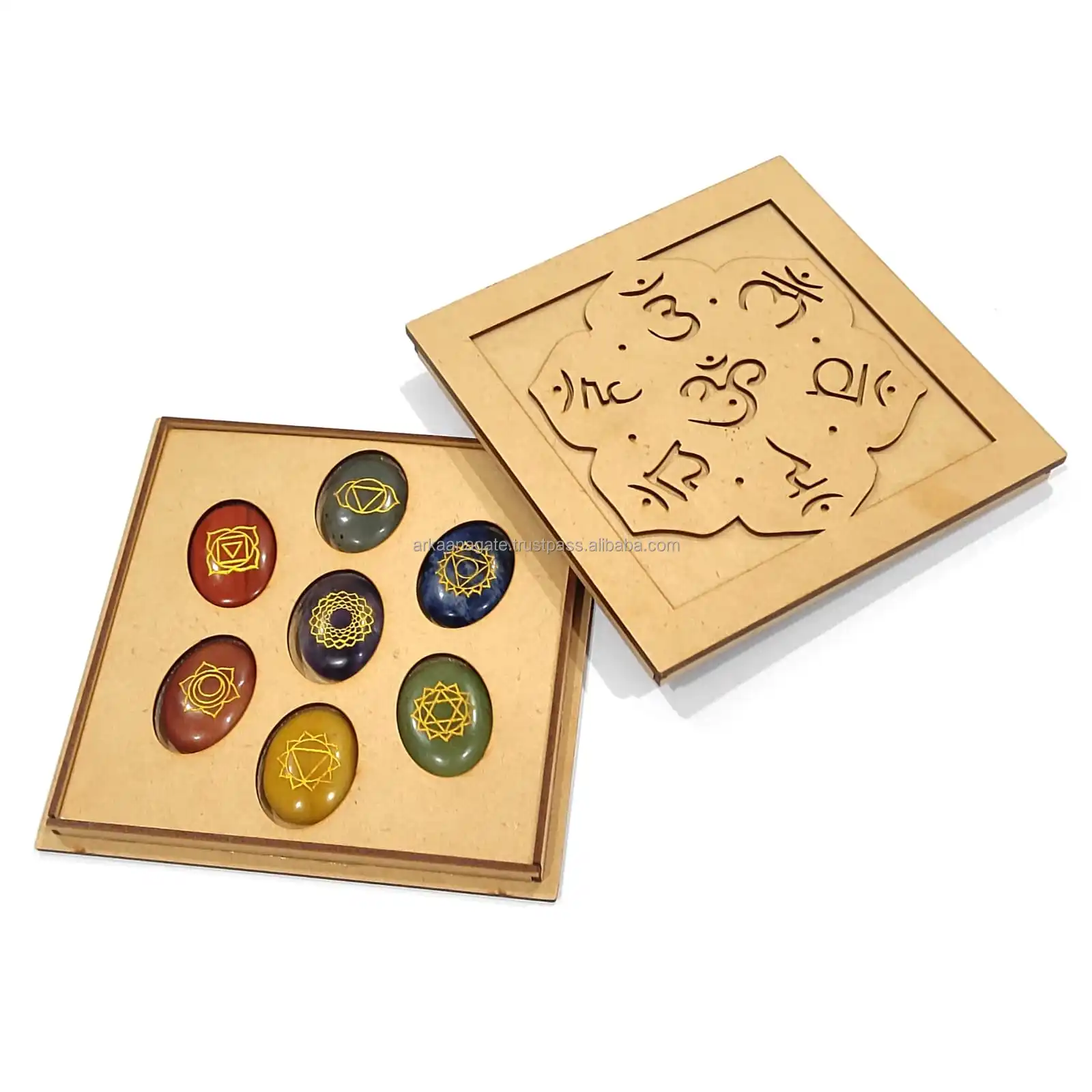 Wholesale Energy Charged Crystal Disc 7 Chakra Engraved Set Gemstones hand polished chakra crystals healing For Meditation