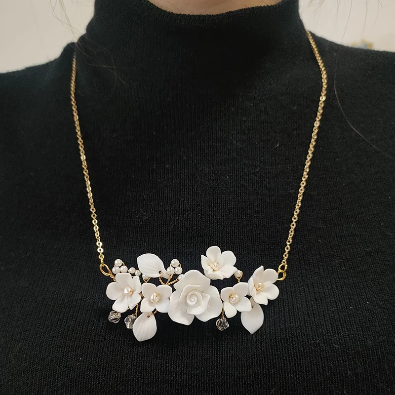 Handmade Wedding Jewelry Necklace Ceramic Flower Leaf Accessories Bridal Necklace With Porcelain Floral