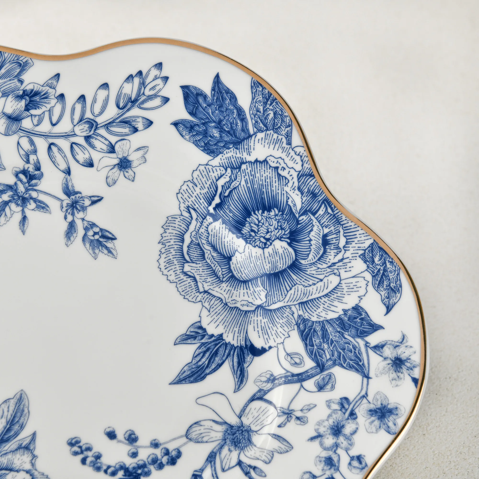 24pcs Luxury With Gold Rim Ceramic Plate Dinner Porcelain Dishes Set Tableware Dinnerware Sets