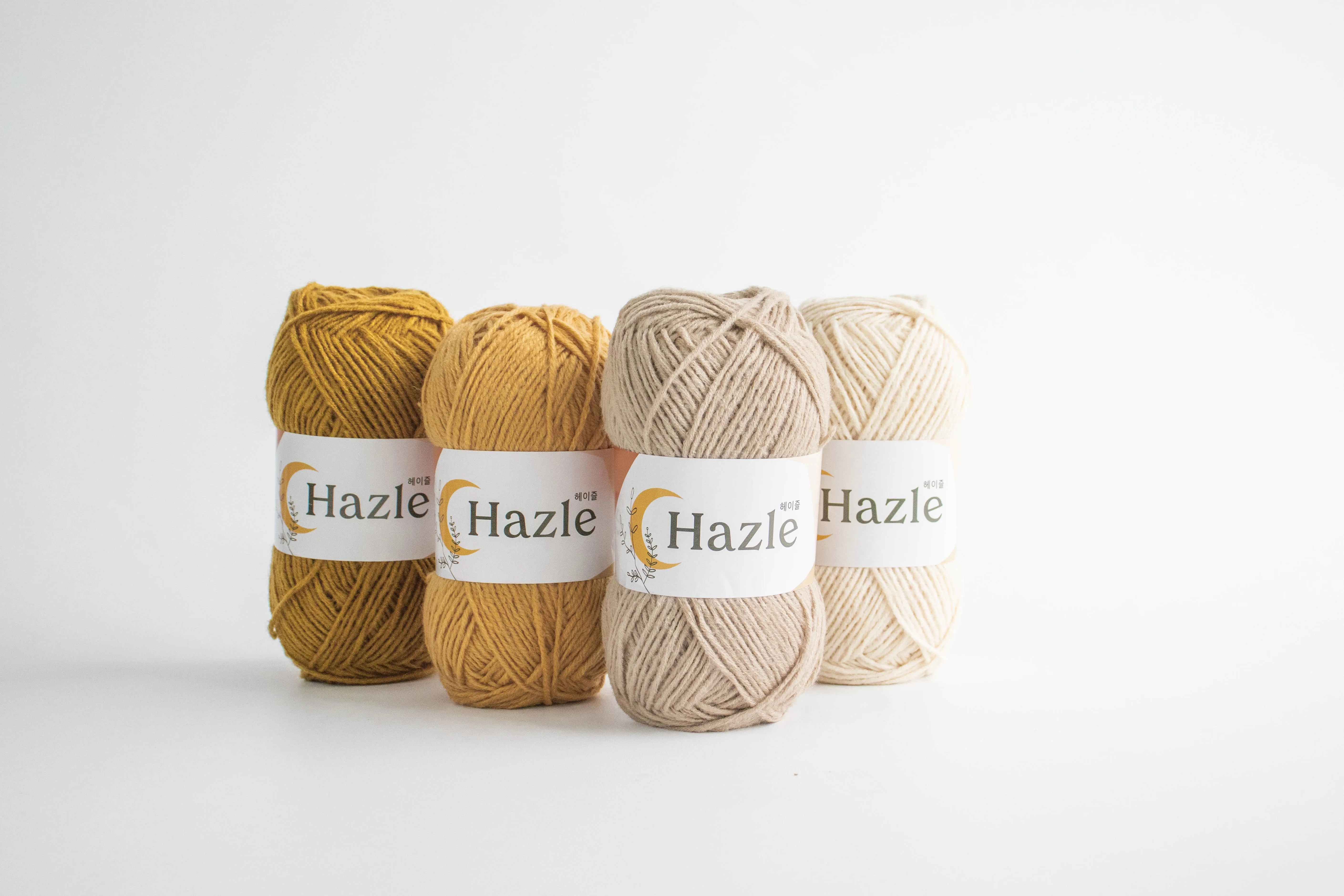 Hazle (100g) Crochet Knit Yarn Acrylic Wool Combined Yarn for Blanket Clothing Bag Made in South Korea High Quality