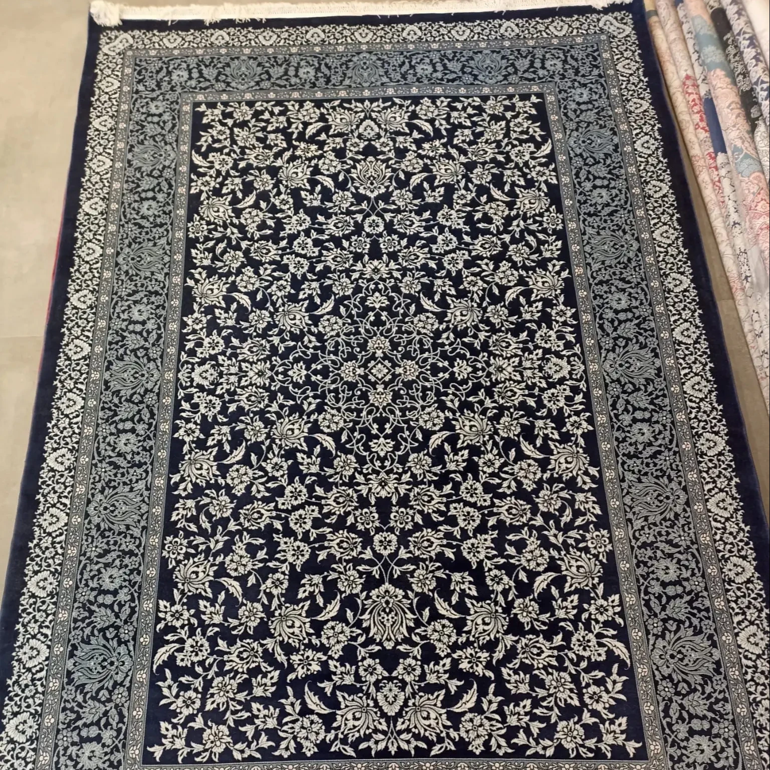 Hot Selling Area  silk rug persian