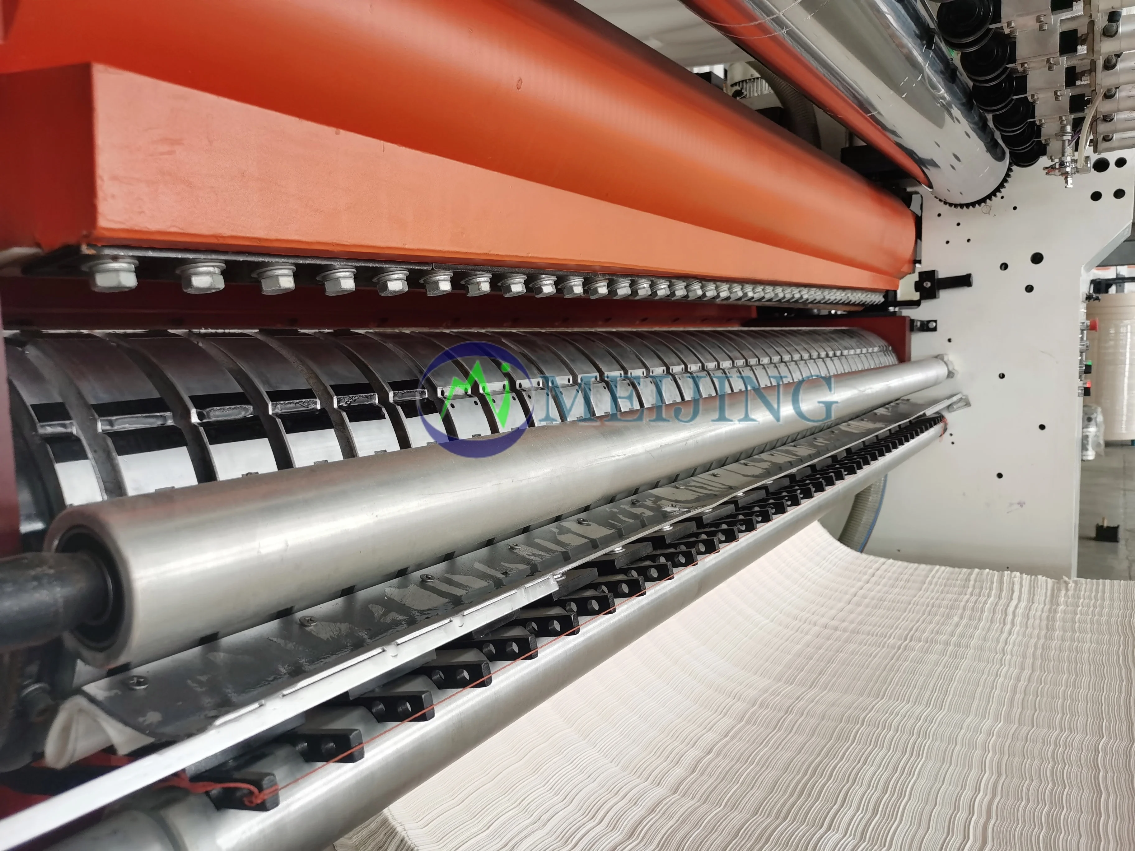 Tissue Facial paper tissue production line jumbo roll facial tissue paper embossing packing making machine line