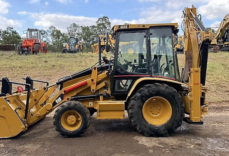 Доступный экскаватор-погрузчик CAT 432D новый сельскохозяйственный дешевый гусеничный тракторы