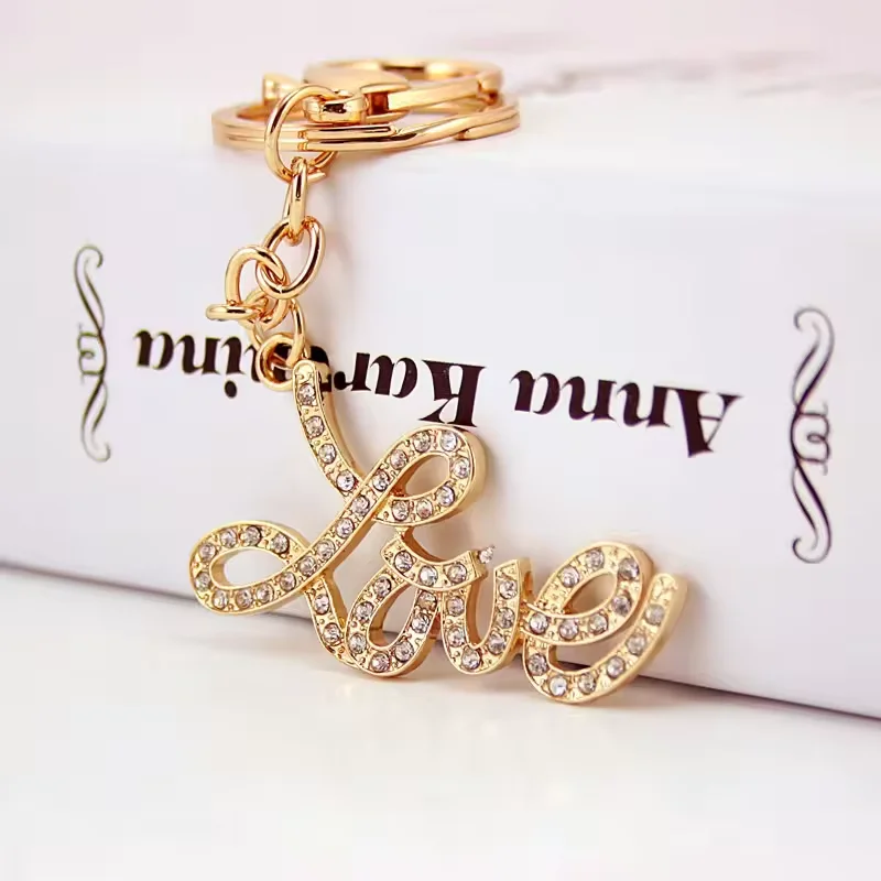 Cute Love Keychain Gifts Gold Silver Copper LOVE Letter Metal Key chains Bag Charm Pendant Accessories Car Keychain love Keyring