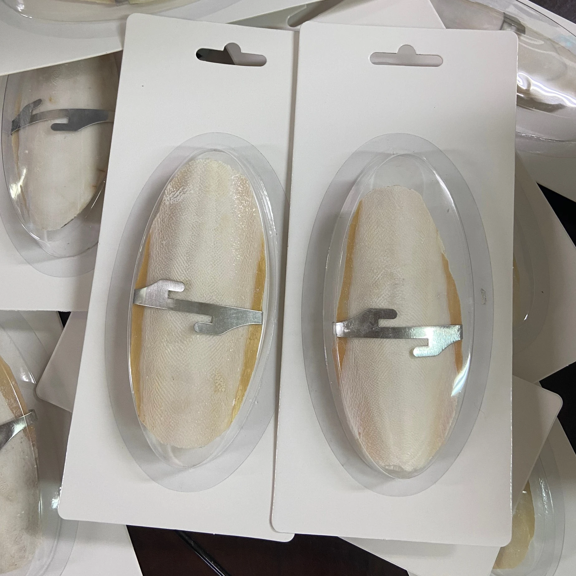 Сушеная Каракатица для птиц Высококачественная кость каракатицы отбеленная обрезанная блистерная упаковка