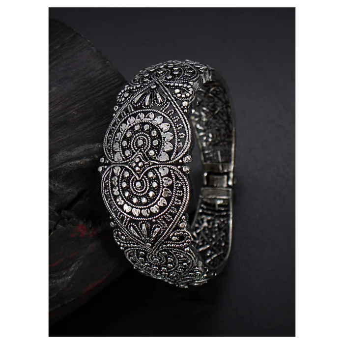High Quality Kada Bangle in Oxidize Silver finish Indian Traditional Kada Bangle Fashion Jewelry Bangle for Women
