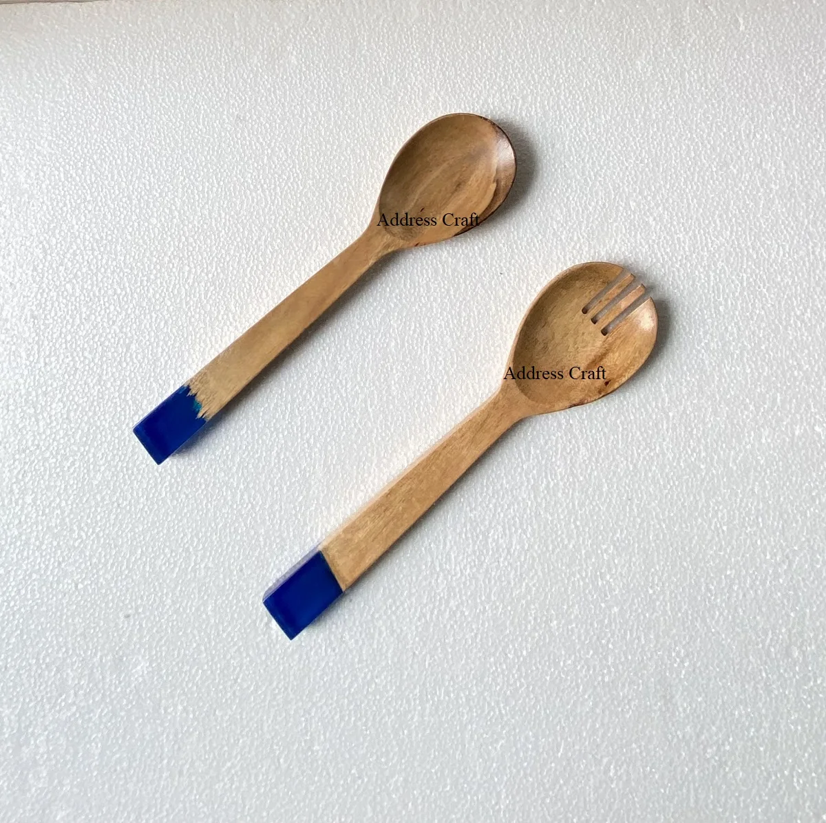 Latest Design Handmade Wooden Salad Server Set Decorative Resin Handle Salad Tools Table Creative Wooden Cutlery Salad Service