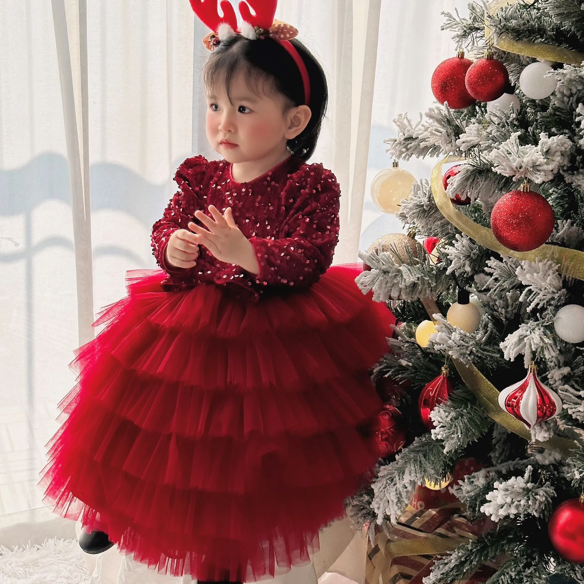 Winter Velvet Dress Velvet embroidered sequins mesh long-sleeved warm and beautiful dress for girls Vietnam 12 Old High Quality