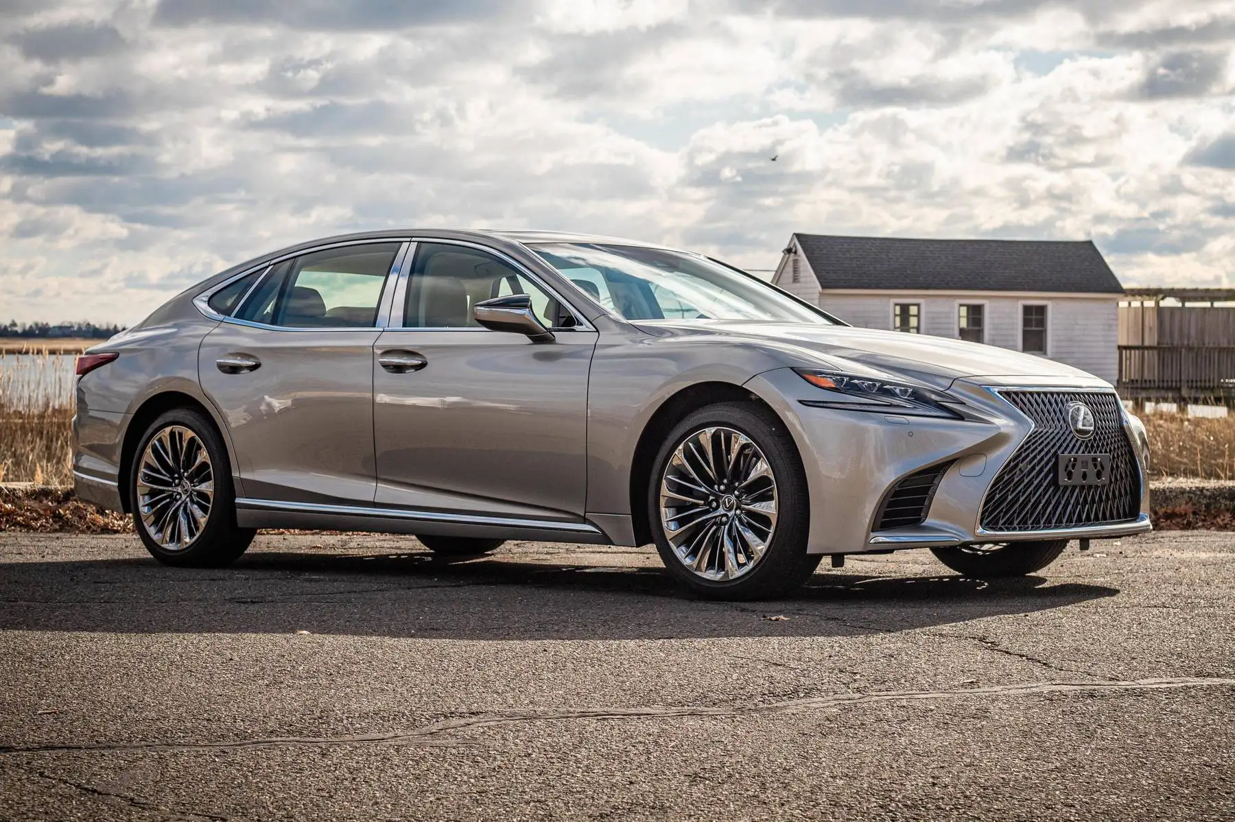 2020 аккуратно использованный Lexus LS 500 AWD седан с легкой внутренней ручной коробкой передач гидравлическая система рулевого управления турбонаддувом