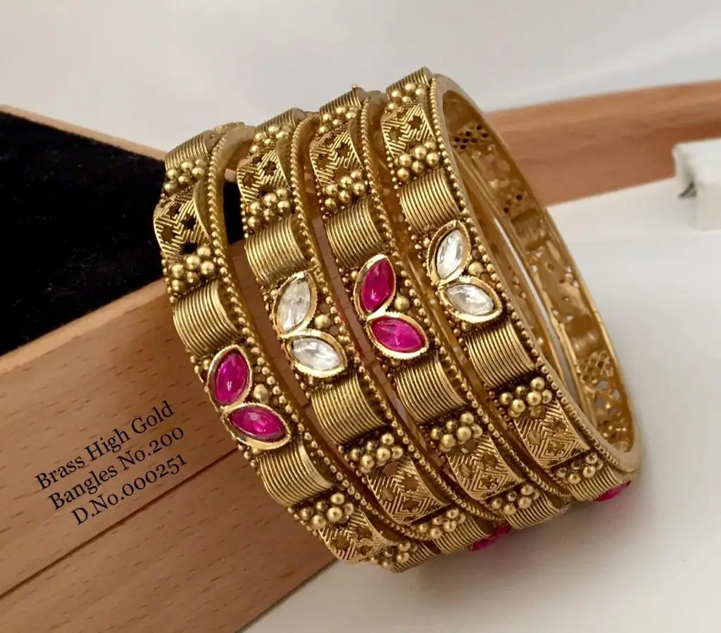 Attractive Brass High Gold Plated Designer Stone work Bengals