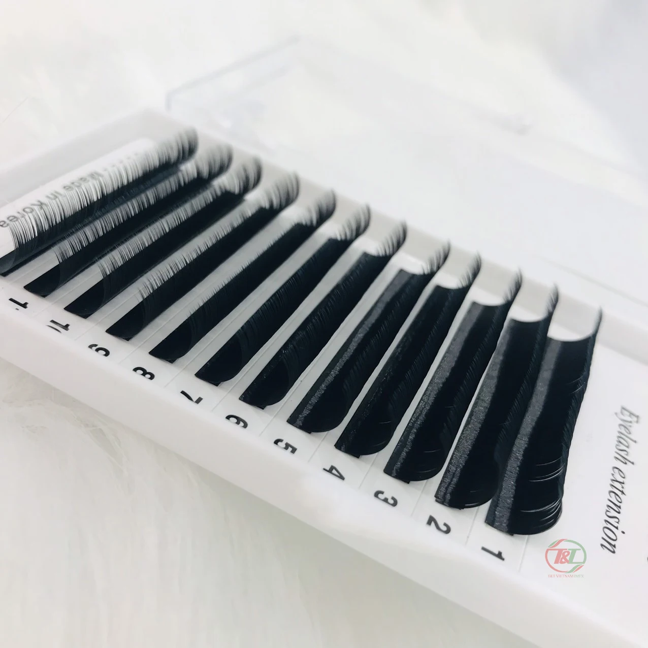 Vietnam factory wholesale lashes individual eyelash extension professional supplies soft and natural mink lashes