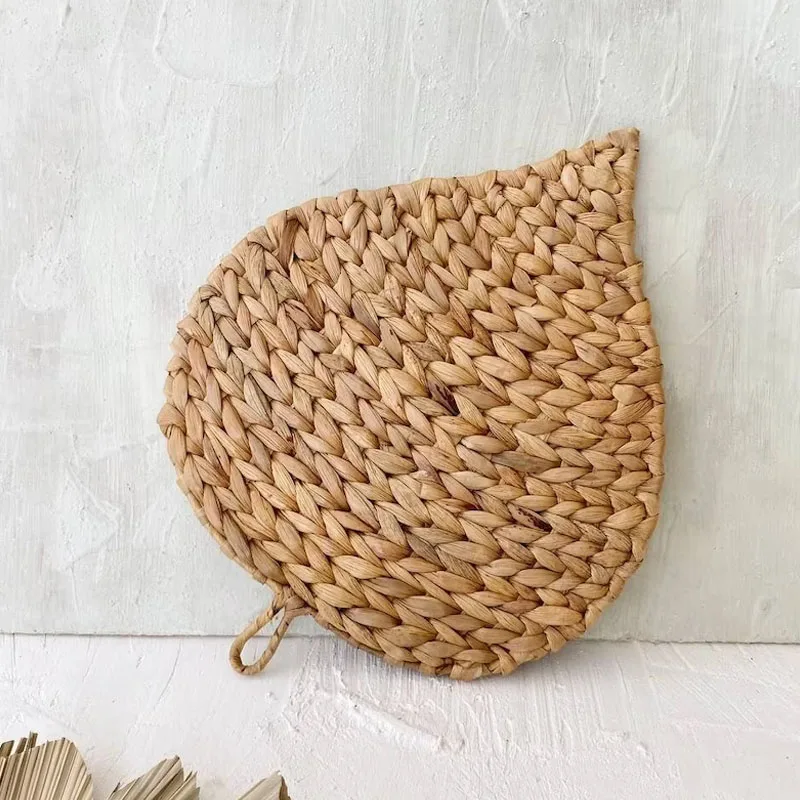Hot Sale Natural Leaf Decoration Made From Water Hyacinth, Leaf Placemat, Leaf Wall Basket Wholesale Made in Vietnam