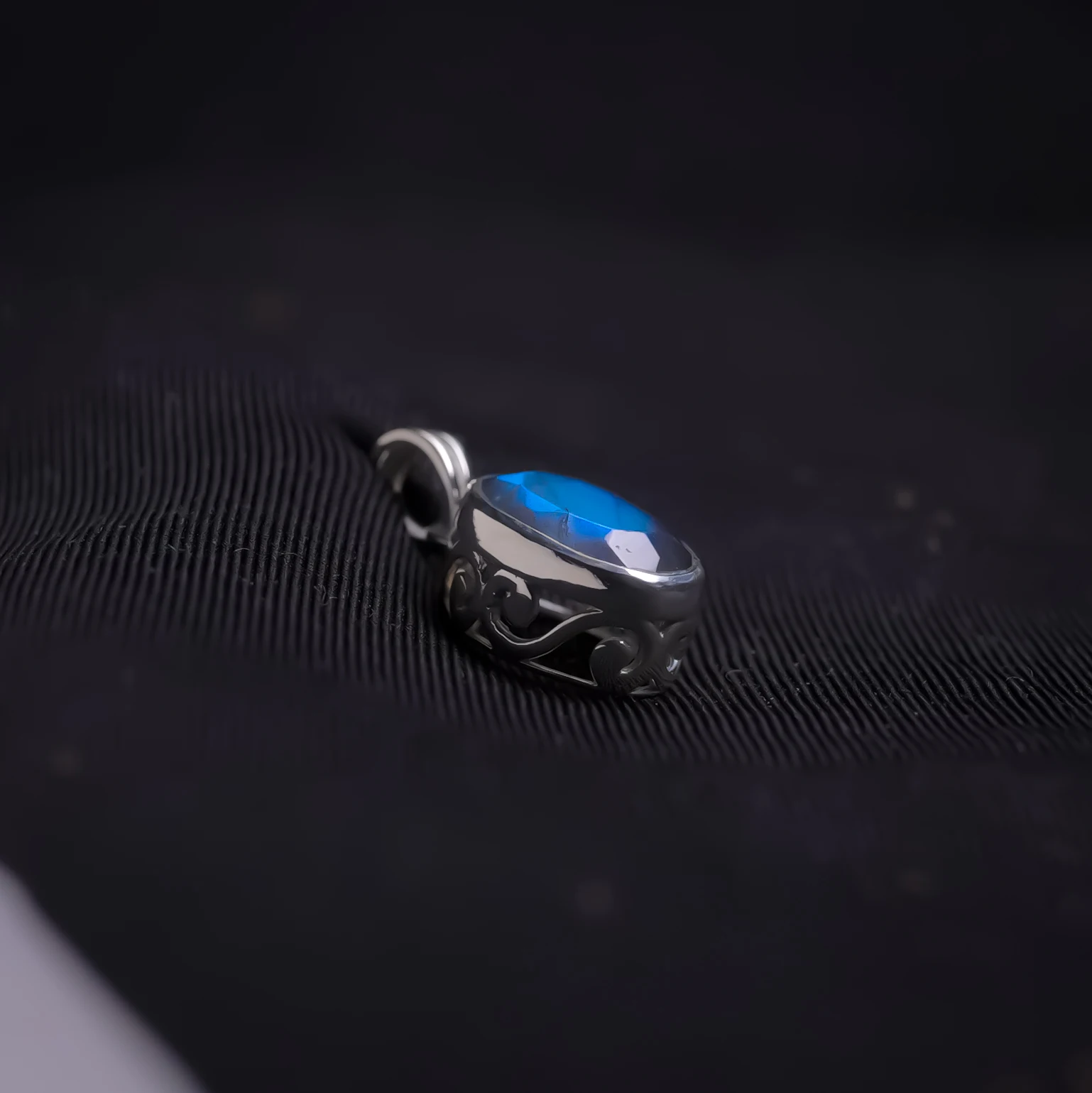 925 Sterling Silver New Trendy Oval Shape With Labradorite Gemstone Pendant Pendant Necklace Charm 18k Gold Plated