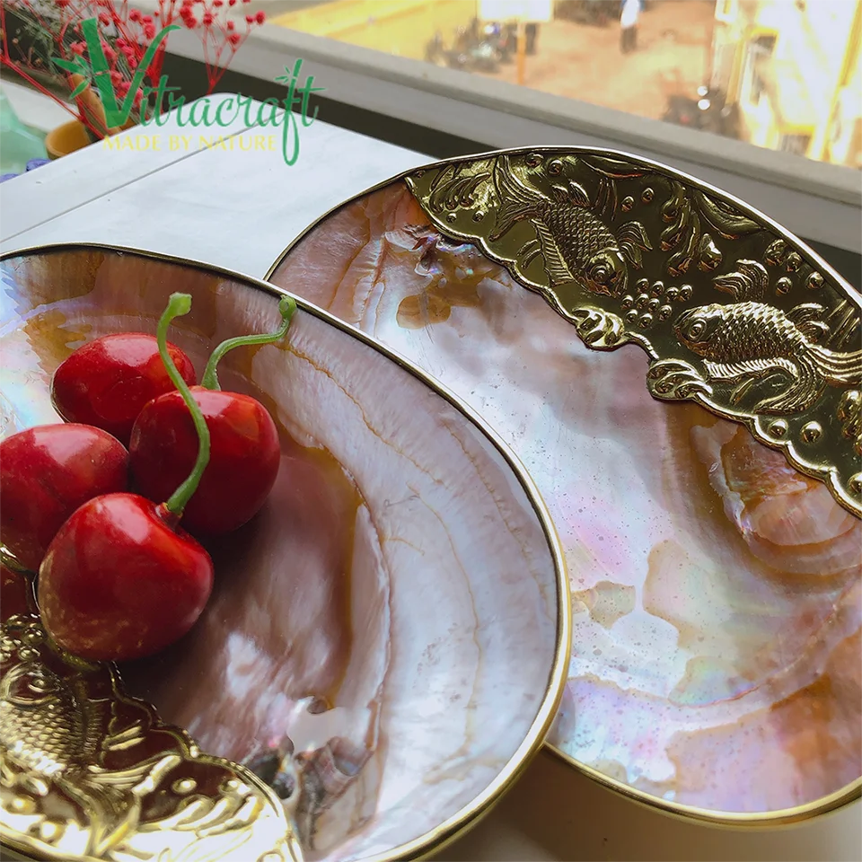 Best Selling Pink Mother-of-Pearl Caviar Plate Square Shape with Unique Copper Metal Motifs for Food Presentation