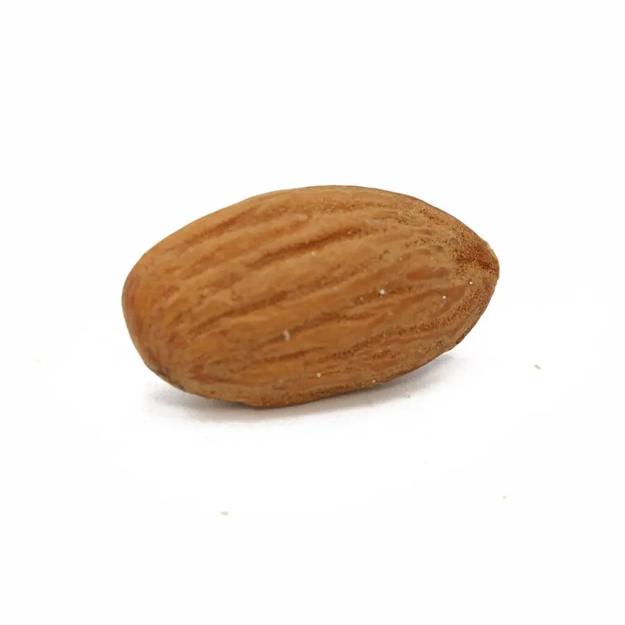 Raw almonds