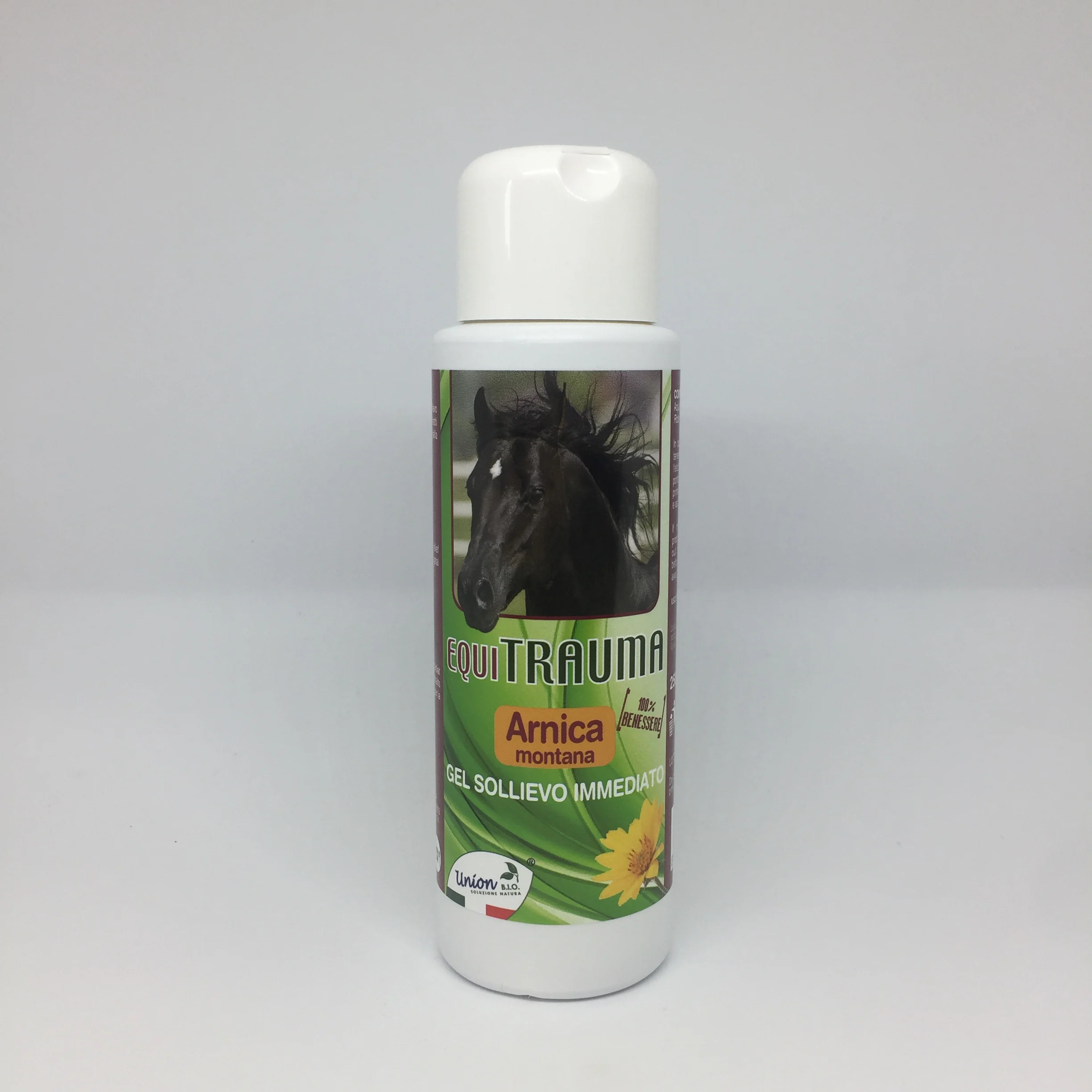Top quality made in Italy plant based formulation EQUITRAUMA natural gel with arnica for horses