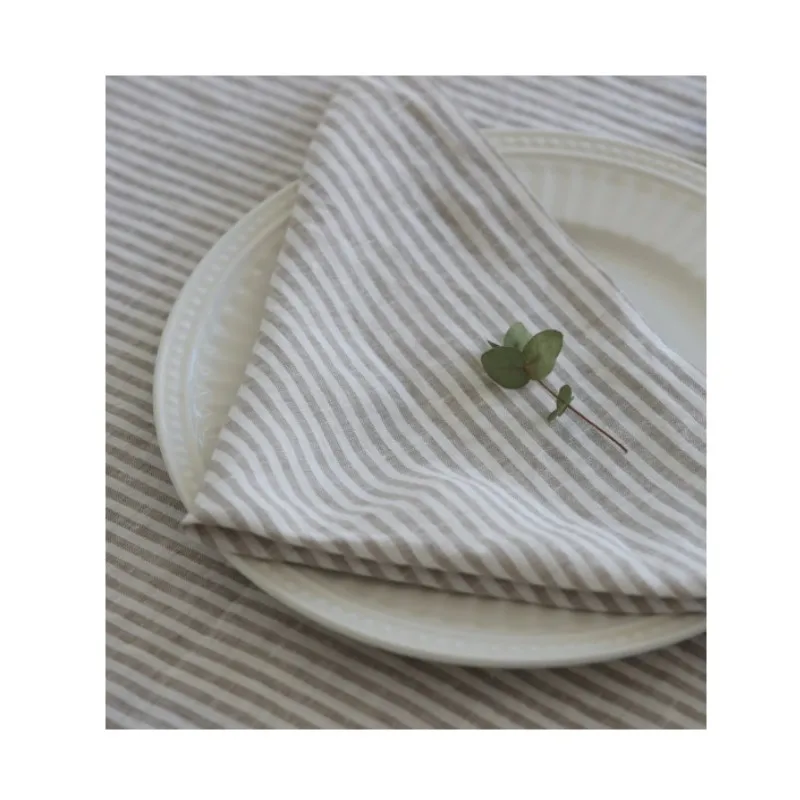 Nature Linen Fabric Placemats Thick Linen Woven Placemats for Dining Table Machine Washable Placemats Double Layer