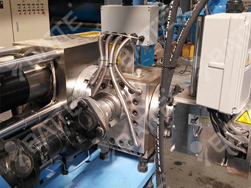 China factory batte hot sale high temperature melting gear pump for PET sheet plastic extruder melt pump