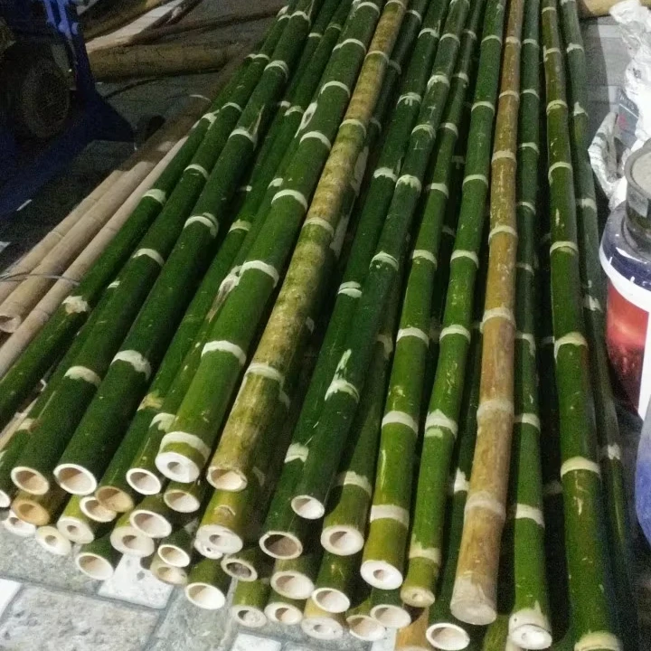 Бамбуковый многоразовый оптовый экологически чистый сушеный необработанный бамбук для уличной природной ландшафтной архитектуры из Вьетнама
