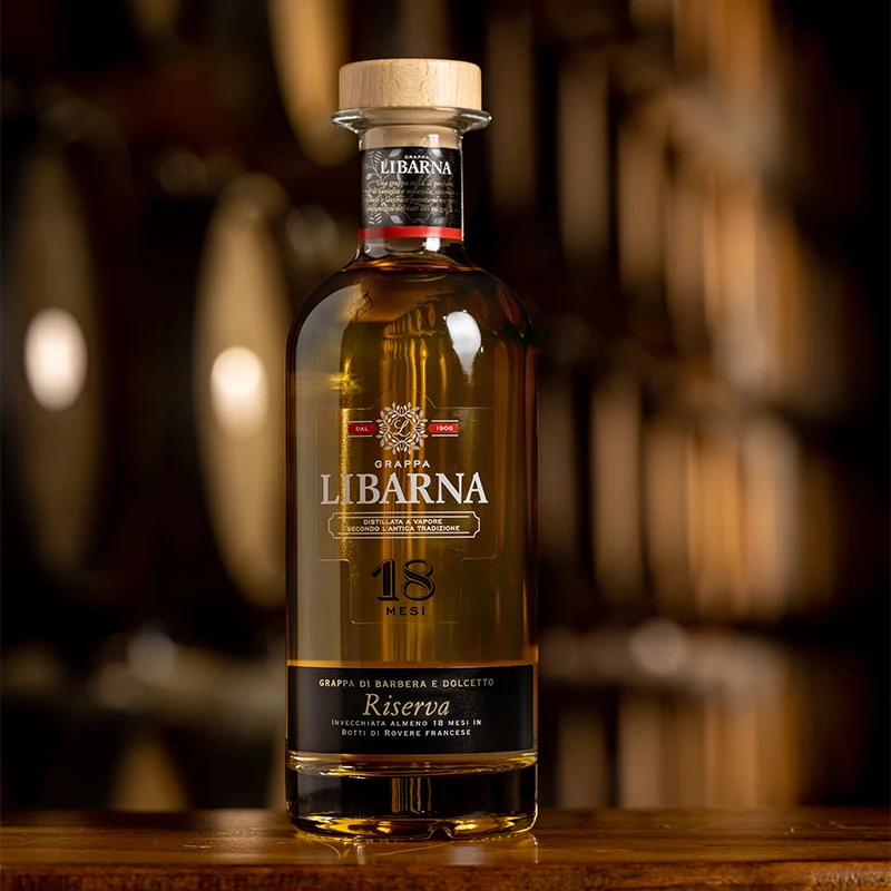 Высшее качество линейки Сделано в Италии флакон Grappa Libarna Barber и Dolcetto zero VA 6 x 0 70 мл готов для
