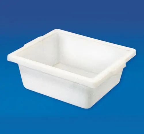 UTILITY TRAY Adding to the already existing range of autoclavable laboratories trays is the utility tray