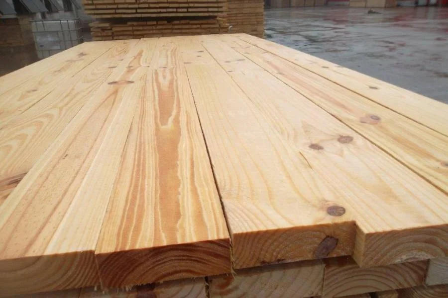 Pine Sawn Timber From Vietnam
