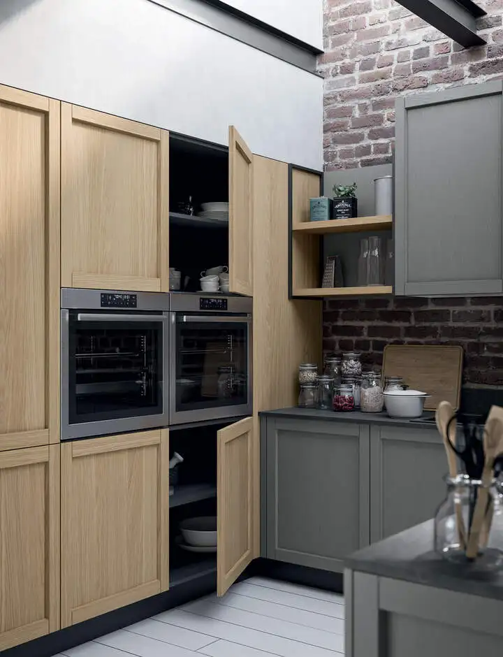 100% Made in Italy Professional Fully Customized Kitchen Cabinets Wood Framed Lacquer Laminated Finish for Retail Export