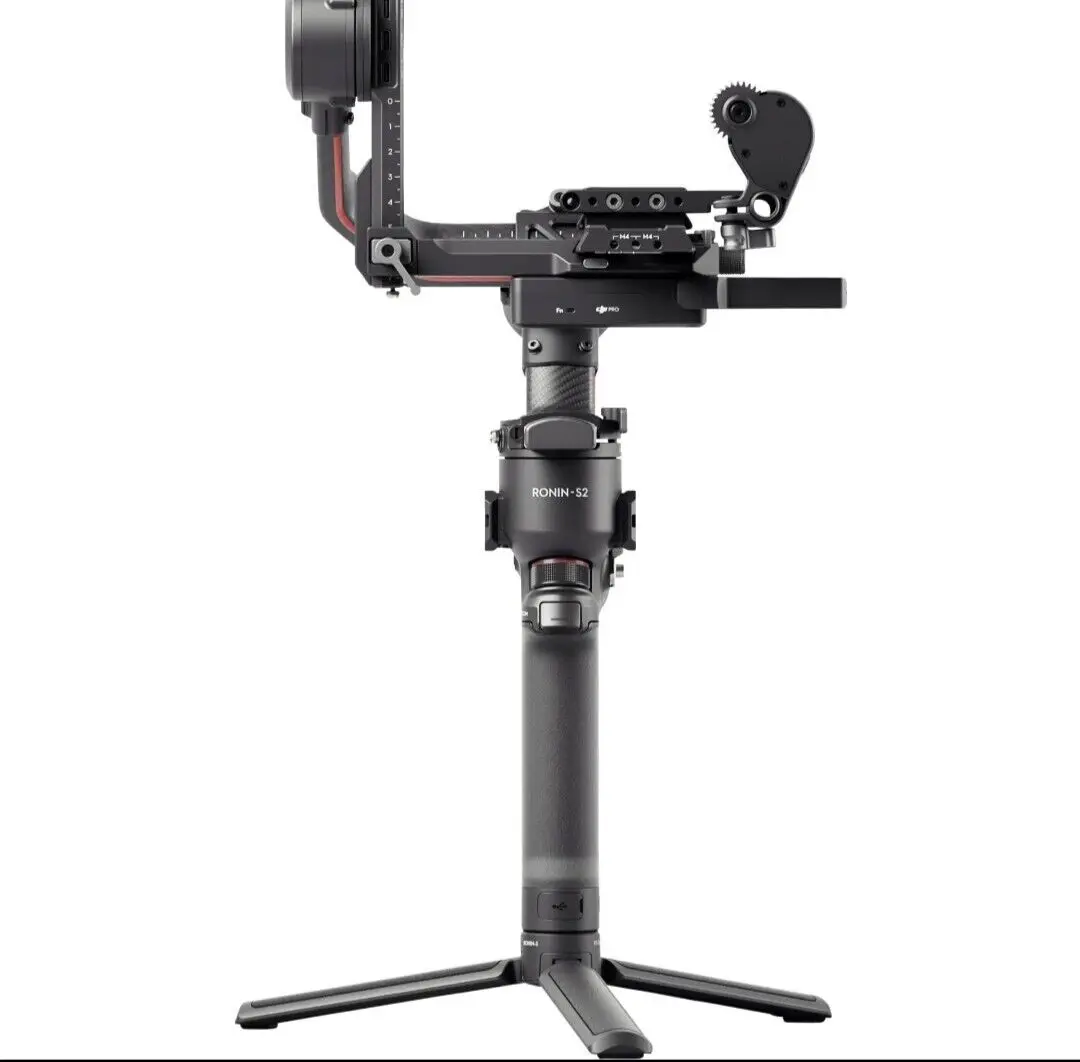 D.JI RSC 2 Gimbal Stabilizer Pro Combo