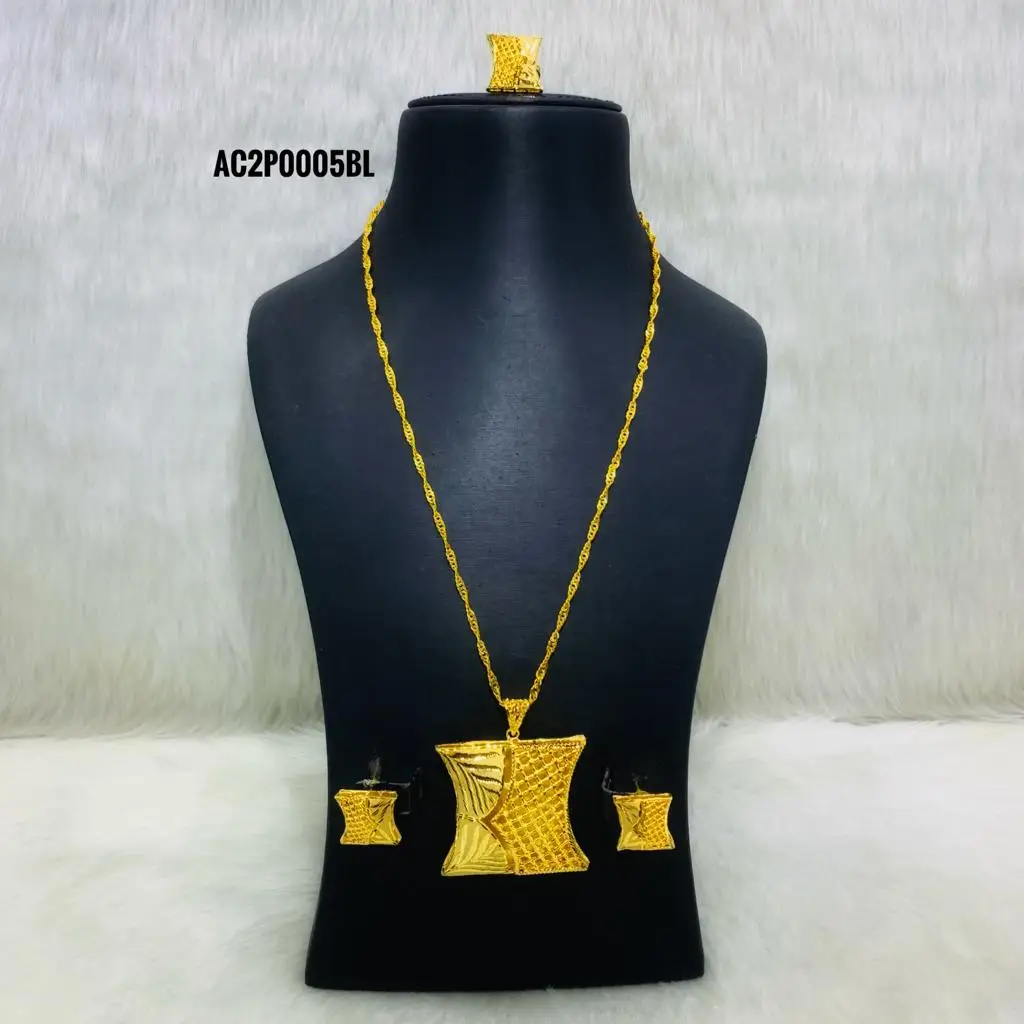 gold plated pendant set online design
