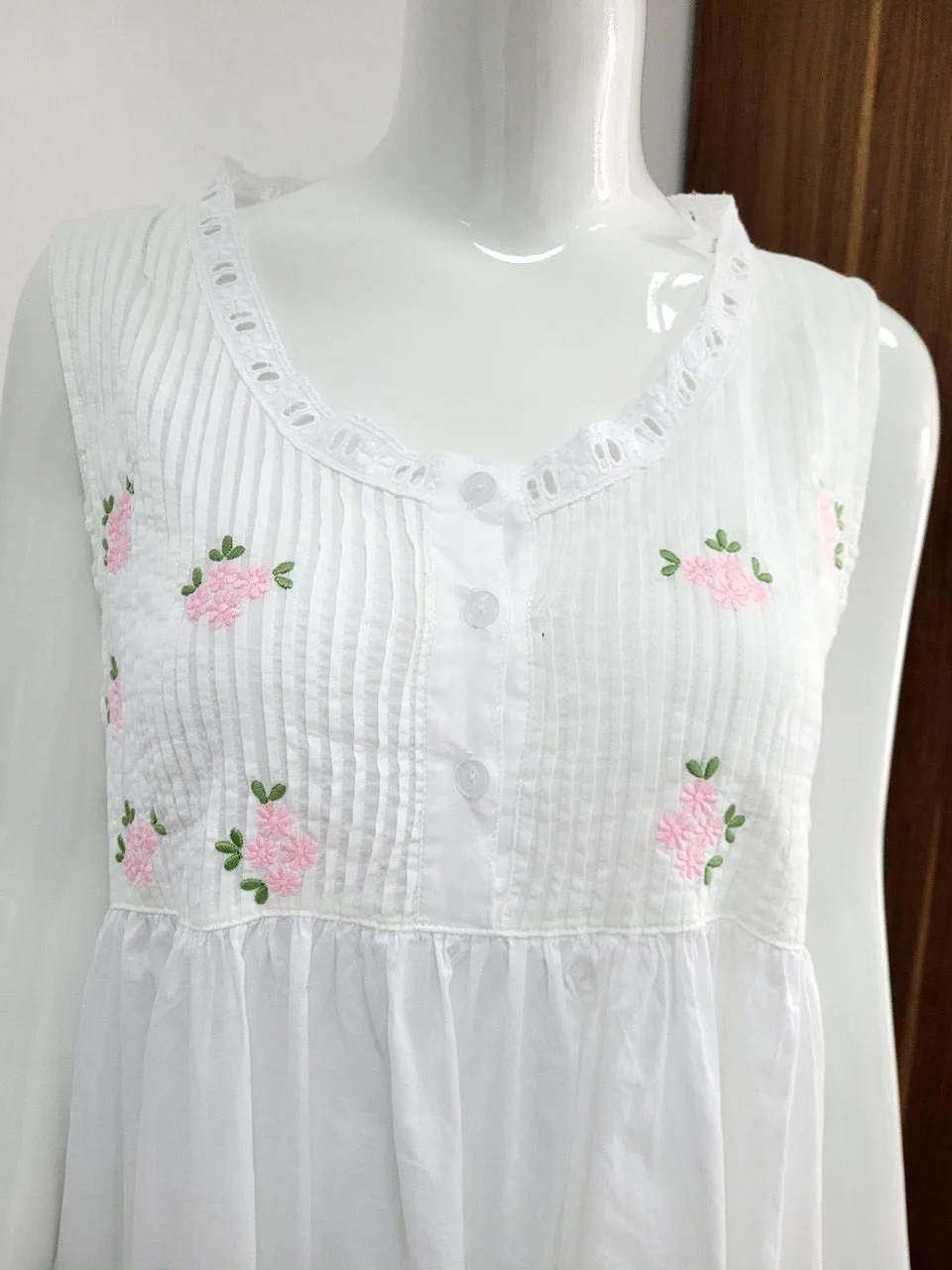 Custom Embroidery White Cotton Nightgown Cotton Lace and Buttons Nightwear, Sleep Dress, Gift For the Bride, Wife, Girlfriend