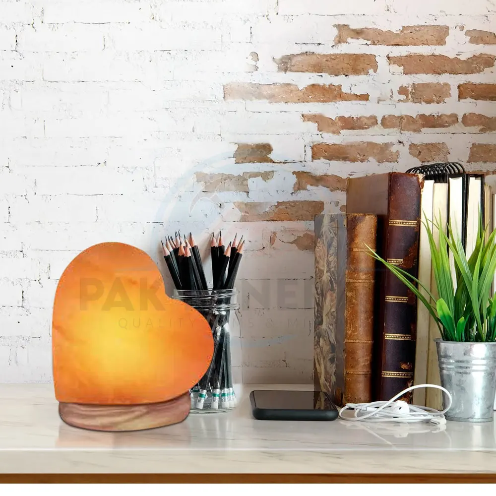 2022 New Arrival Cheap Himalayan Natural Salt Lamp Hand Carved Natural Himalayan Rock Salt