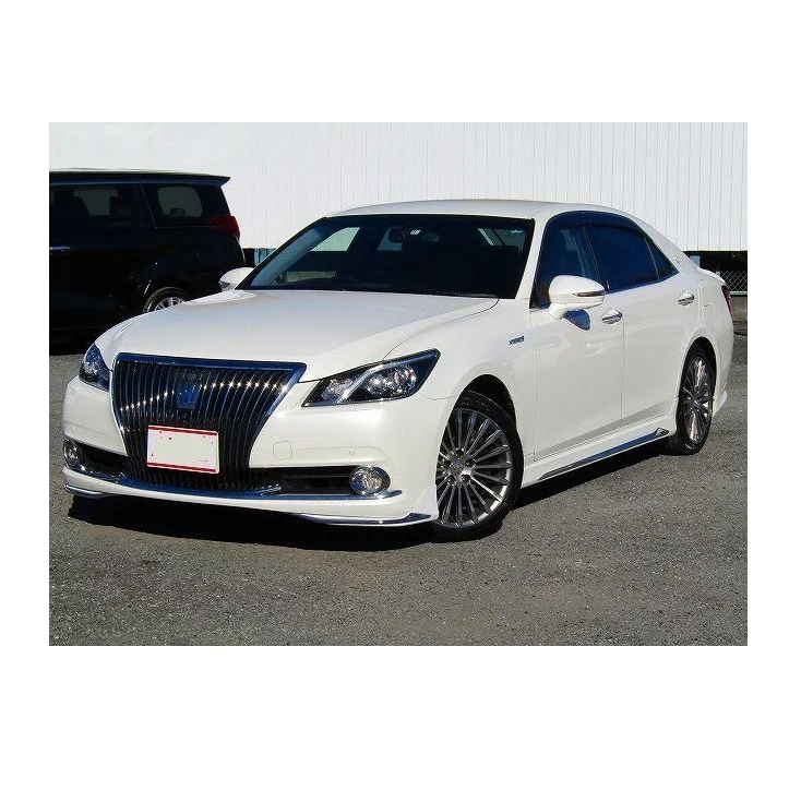 Дешевое производство и использованное сильное Toyota Crown Majesta доступно по хорошим ценам