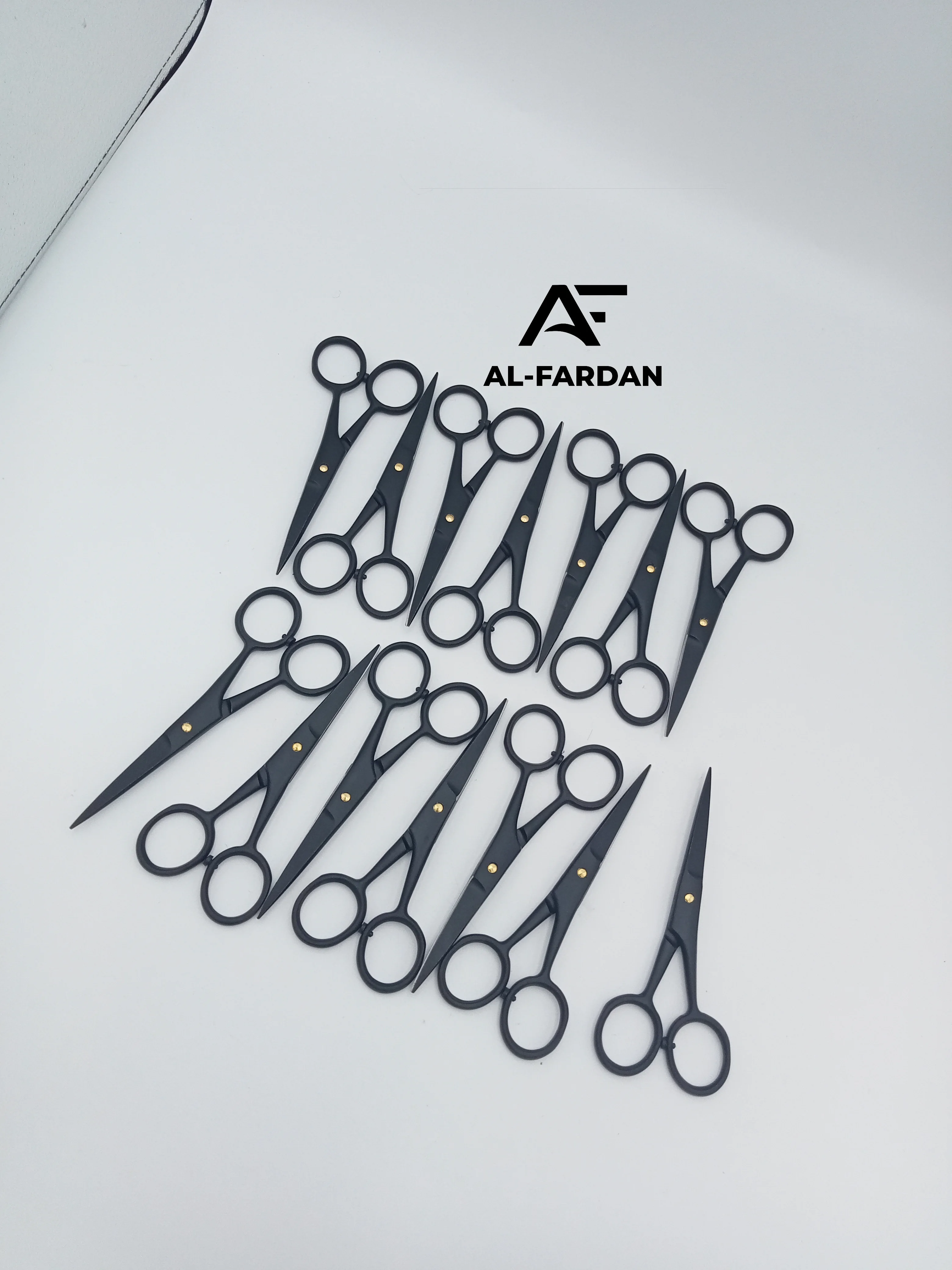 Professional Black Matte Color Solid Stainless Steel Manicure Cuticle Scissors Curved Sharp Tip Eyelash Eyebrow Scissors