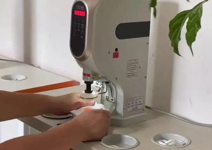 QK-818T автоматическое сервоприводное устройство с одной головкой