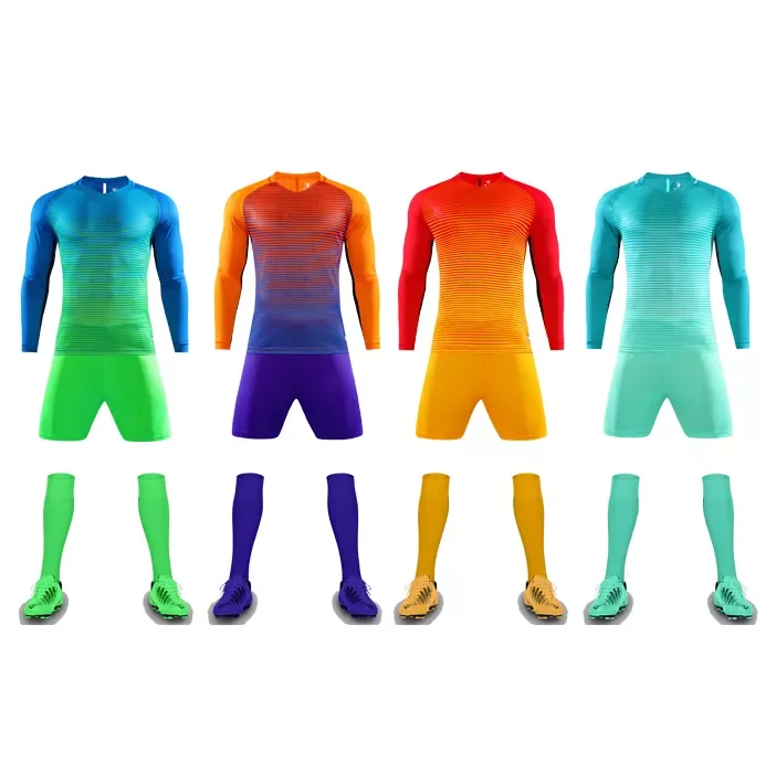 Customized Logo Quick Dry Soccer uniform Set Football Sports Wears High Quality Soccer Uniform