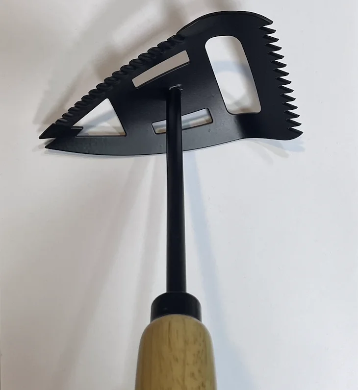 (PC-G02.141.210P) Garden Hoe for Hand Weeding and Sickle