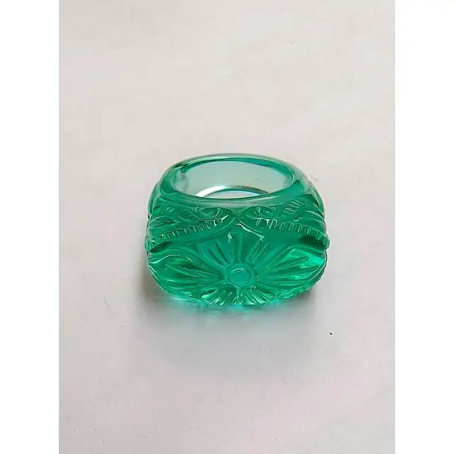Natural Quartz Gem stone Green Emerald quartz Flower Carved Gemstone Ring Hand carved Ring