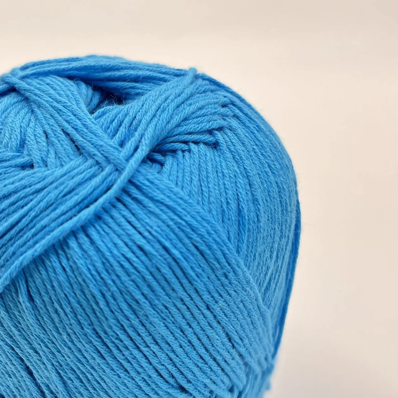Оптовые поставщики пряжи Chian 4ply-8ply 50 г 100 хлопчатобумажная пряжа для ручного вязания