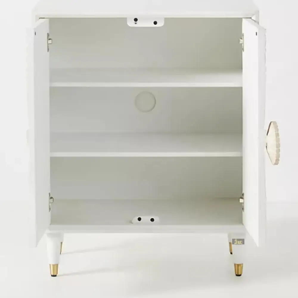 Luxury Style White Rustic Solid Wooden Sideboard Cabinet Western Culture-Inspired Side Cabinet Doors Shelves Living Room Laundry