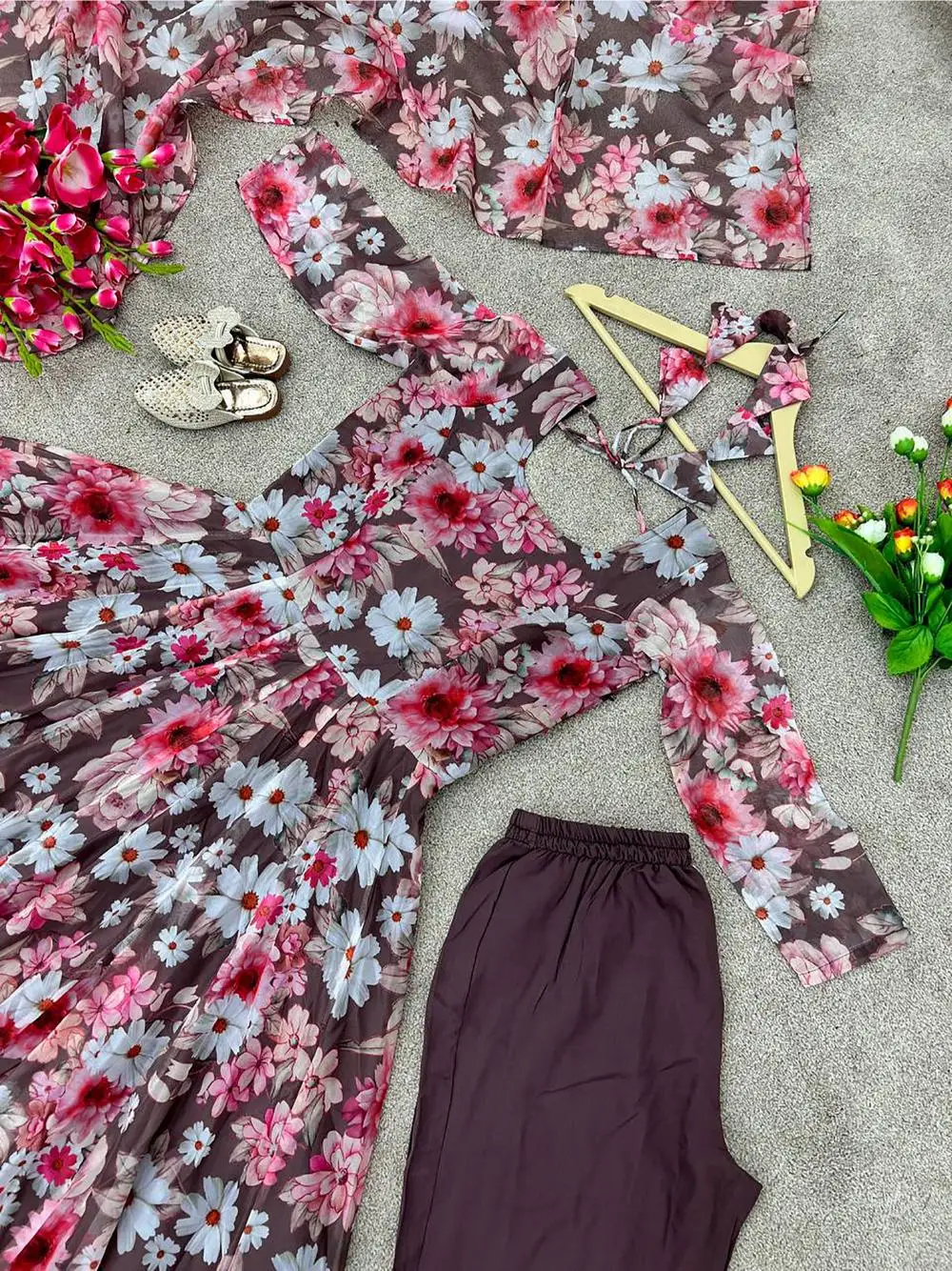 Hot Selling Party Wear Look Tabby Organza Silk With Digital Print Work Gown With Dupatta Indian Ethnic Wear Anarkali Dress